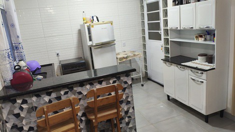 Casa em Ubatuba com piscina - 2 quartos