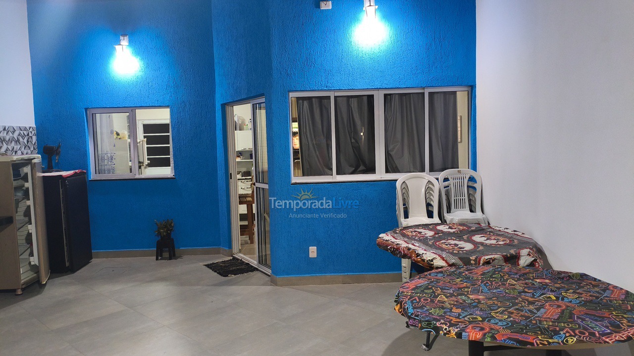 Casa para aluguel de temporada em Ubatuba (Maranduba)