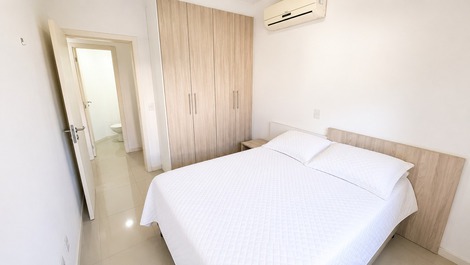 Apartment in building with pool, Canasvieiras beach