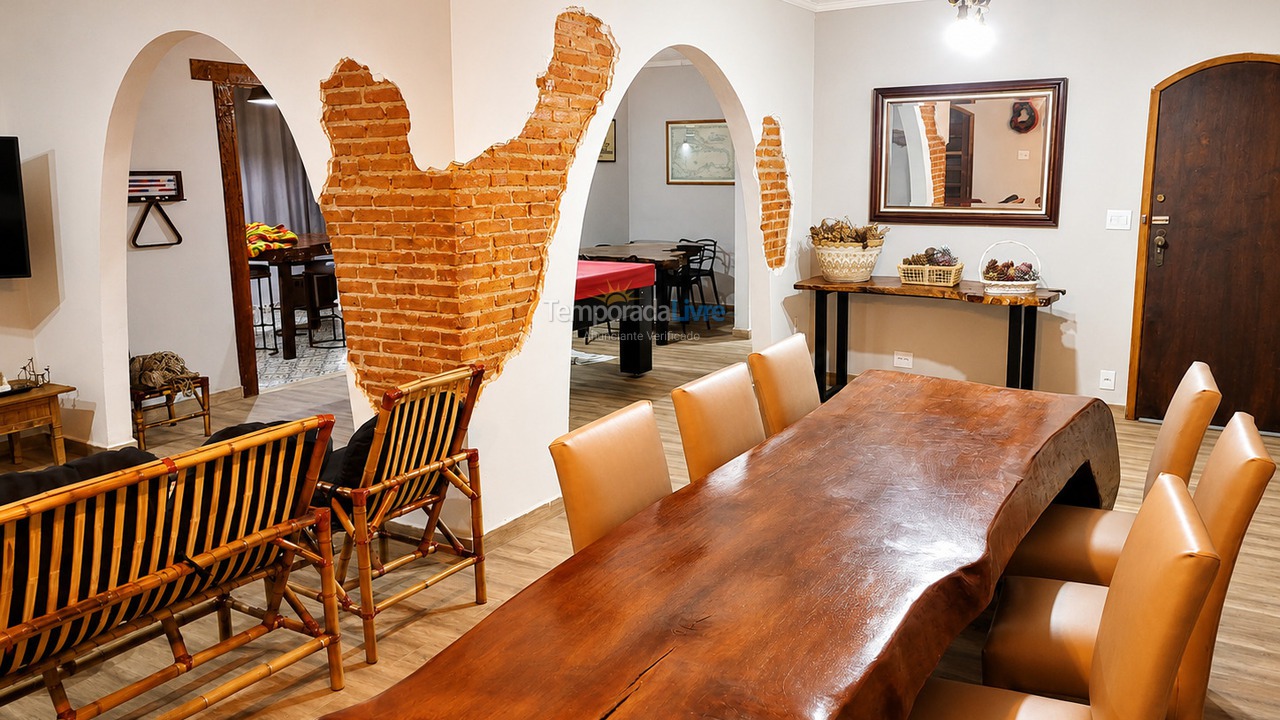 Granja para alquiler de vacaciones em Atibaia (Chácaras Fernão Dias)