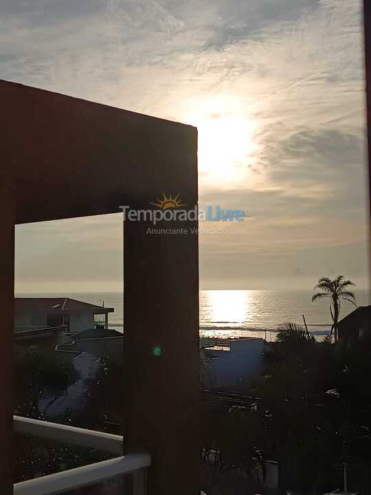 Casa para aluguel de temporada em Itapoá (Cambiju)