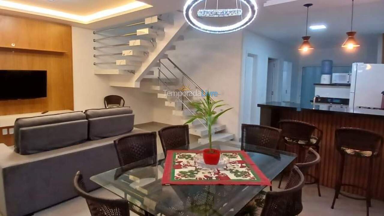 Casa para aluguel de temporada em Itapoá (Cambiju)