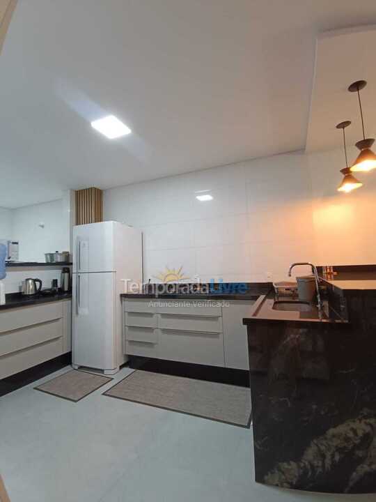 Casa para aluguel de temporada em Itapoá (Cambiju)