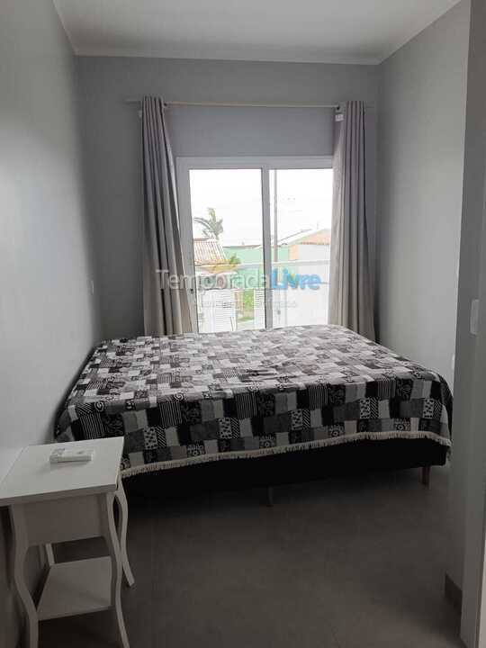 Casa para aluguel de temporada em Itapoá (Cambiju)