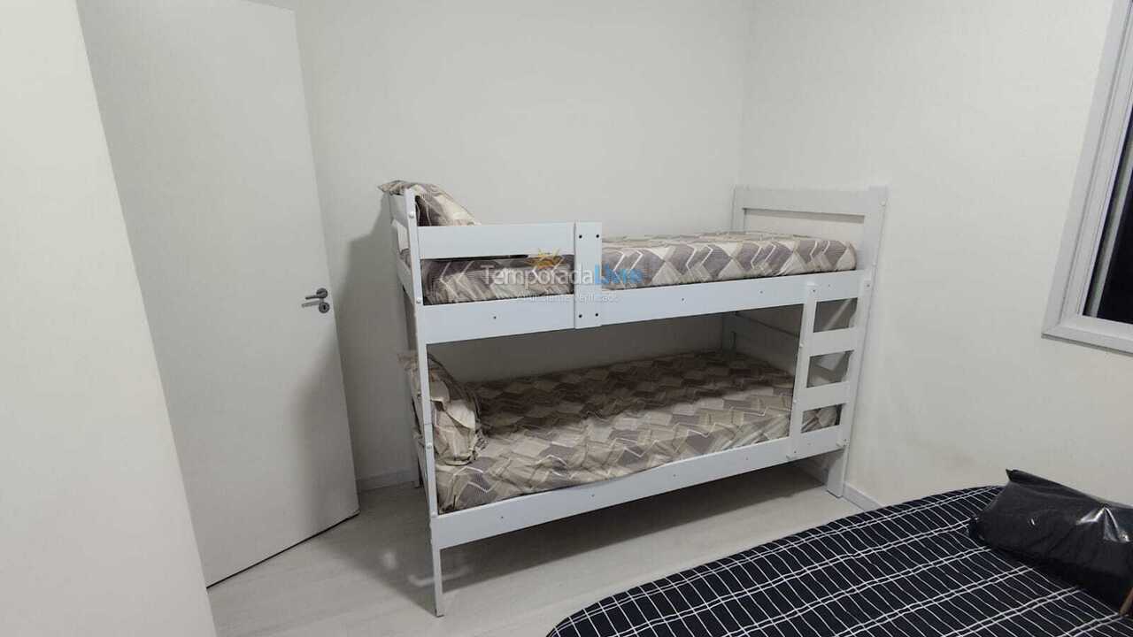 Apartamento para alquiler de vacaciones em Mongaguá (Vera Cruz)