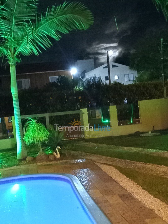 House for vacation rental in Bombinhas (Praia de Canto Grande Mar Sem Ondas)