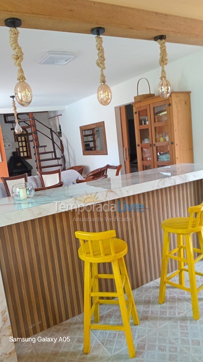 House for vacation rental in Bombinhas (Praia de Canto Grande Mar Sem Ondas)
