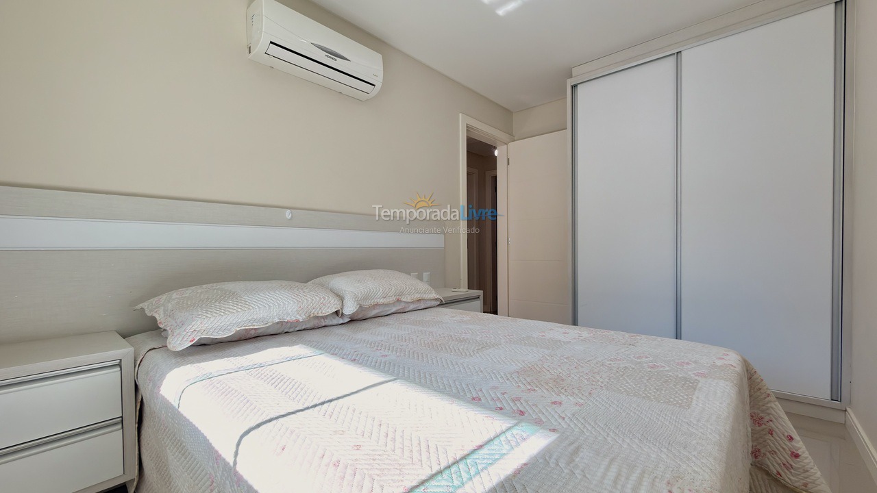 Apartment for vacation rental in Bombinhas (Canto Grande)