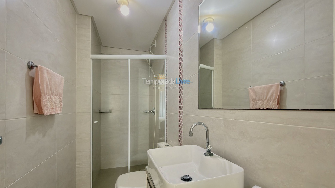 Apartment for vacation rental in Bombinhas (Canto Grande)