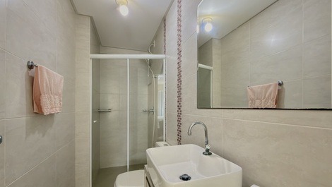 Apartamento 103 à 100 metros do mar canto grande