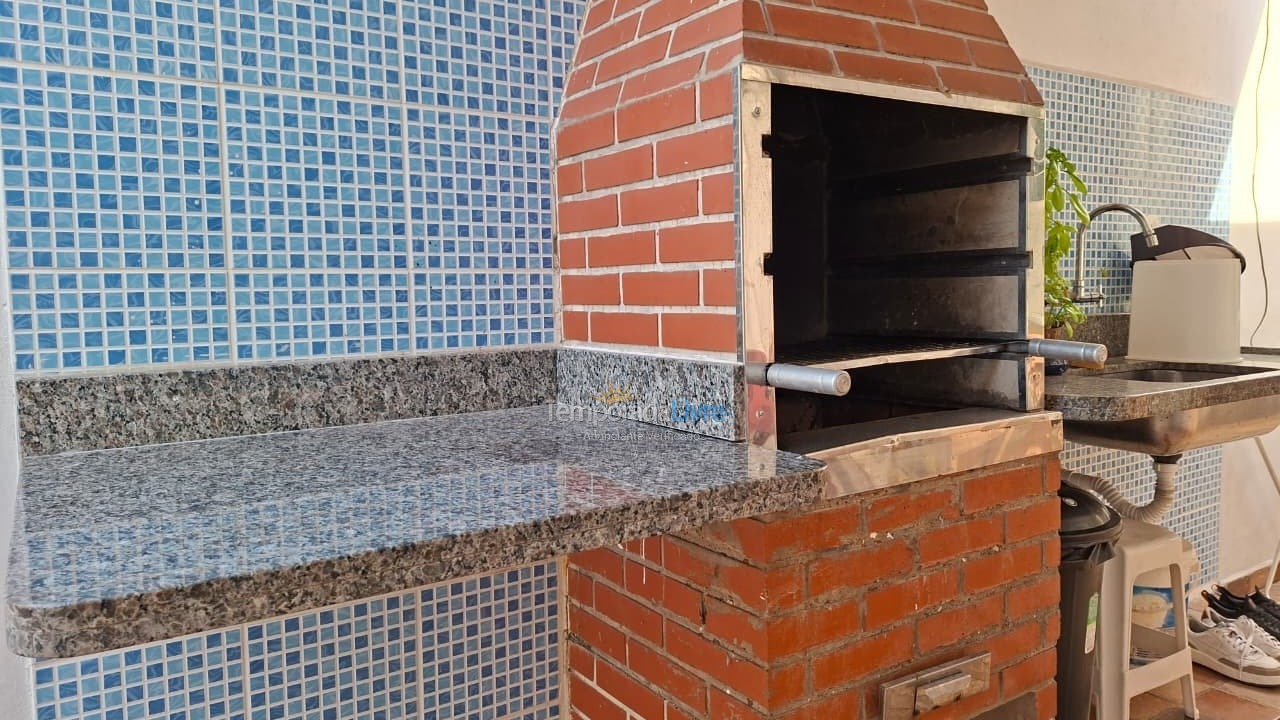 Casa para aluguel de temporada em Ubatuba (Praia das Toninhas)