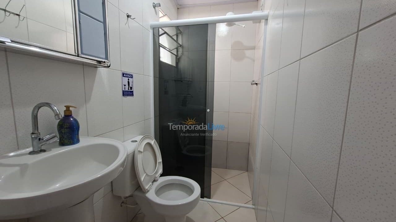 Casa para aluguel de temporada em Ubatuba (Praia das Toninhas)