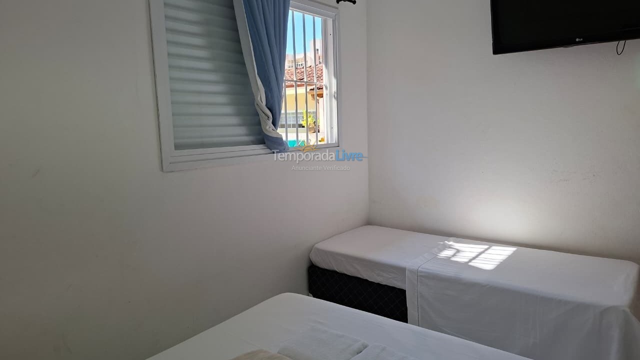 Casa para aluguel de temporada em Ubatuba (Praia das Toninhas)