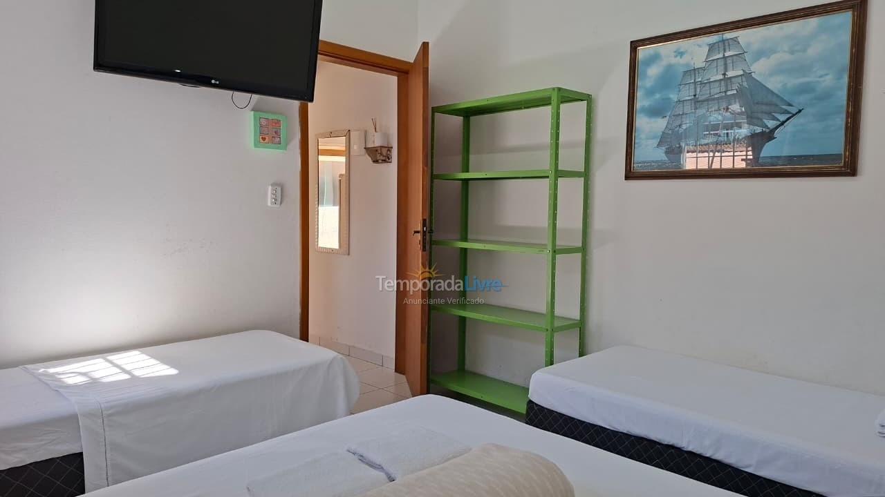 Casa para aluguel de temporada em Ubatuba (Praia das Toninhas)