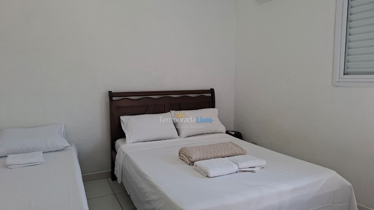 Casa para aluguel de temporada em Ubatuba (Praia das Toninhas)