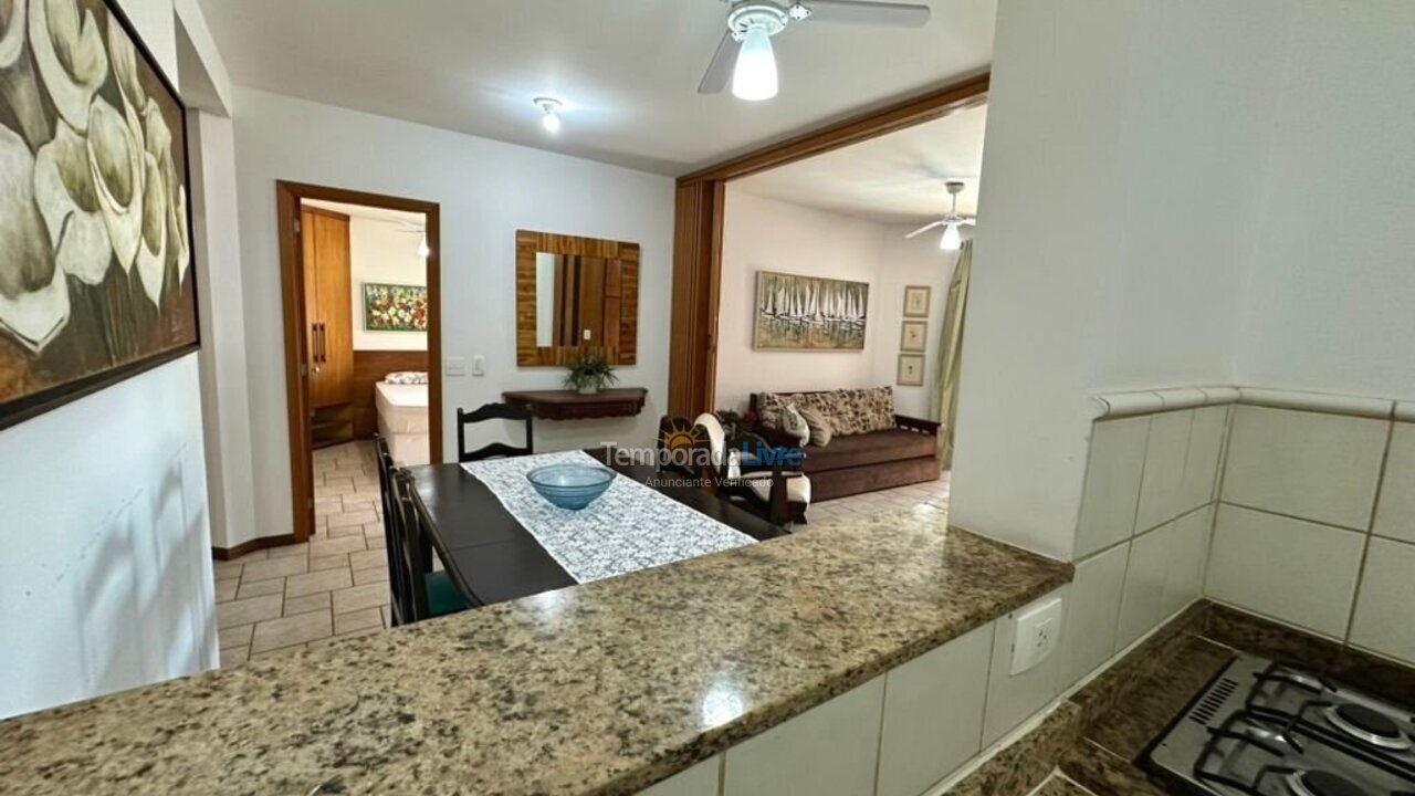 Apartamento para aluguel de temporada em Ubatuba (Praia Grande)