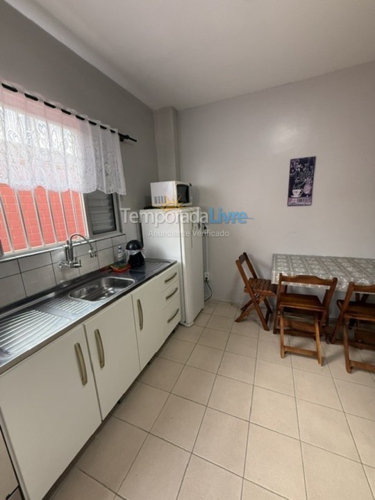 Apartamento para aluguel de temporada em São Francisco do Sul (Enseada)