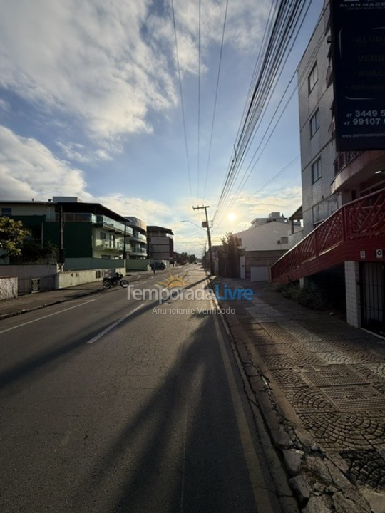 Apartamento para aluguel de temporada em São Francisco do Sul (Enseada)
