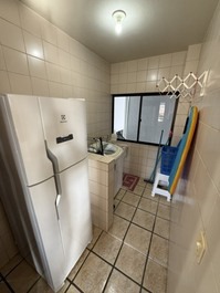 ÓTIMO APARTAMENTO A 70M DO MAR, AC, ÁGUA DE POÇO