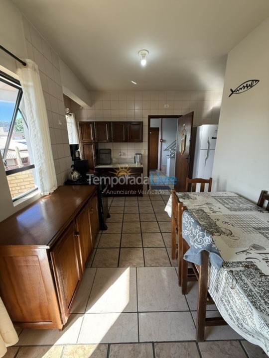 Apartamento para aluguel de temporada em São Francisco do Sul (Enseada)