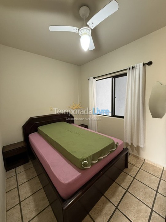 Apartamento para aluguel de temporada em São Francisco do Sul (Enseada)