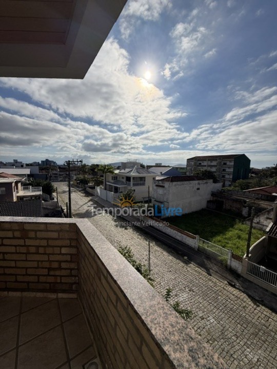 Apartamento para aluguel de temporada em São Francisco do Sul (Enseada)