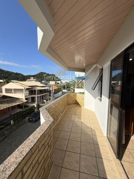 Apartamento para aluguel de temporada em São Francisco do Sul (Enseada)