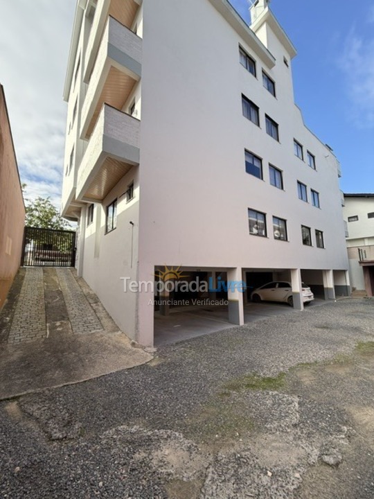 Apartamento para aluguel de temporada em São Francisco do Sul (Enseada)