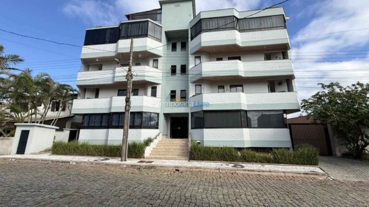 Apartamento para aluguel de temporada em São Francisco do Sul (Enseada)