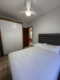 Ótimo apartamento na Prainha, 50m da prainha