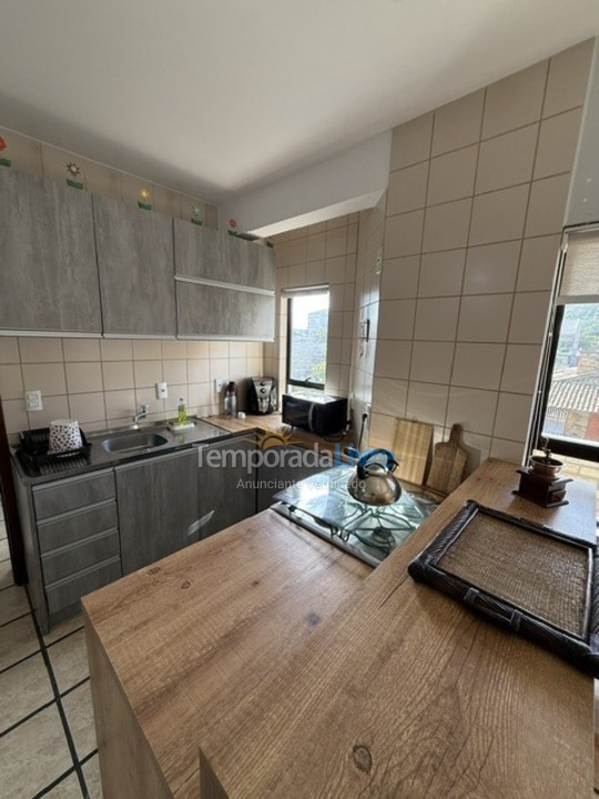 Apartamento para aluguel de temporada em São Francisco do Sul (Enseada)