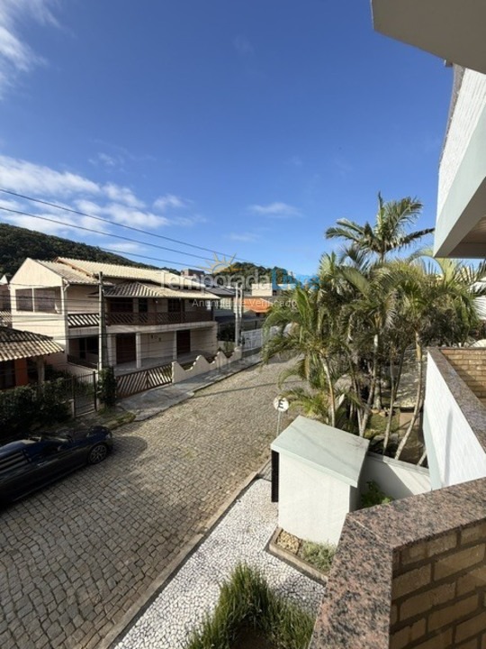 Apartamento para aluguel de temporada em São Francisco do Sul (Enseada)