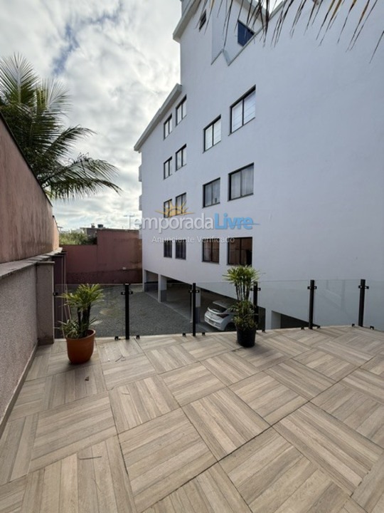 Apartamento para aluguel de temporada em São Francisco do Sul (Enseada)