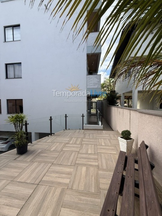 Apartamento para aluguel de temporada em São Francisco do Sul (Enseada)