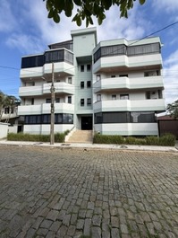 Ótimo apartamento na Prainha, 50m da prainha