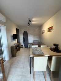 Beautiful Kitinete with AC, WI-FI, garage, 250m from Prainha
