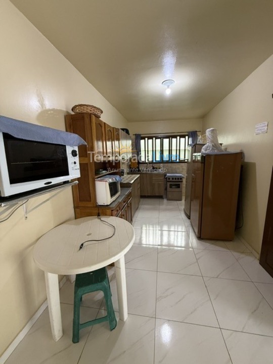 Casa para alquiler de vacaciones em São Francisco do Sul (Enseada)