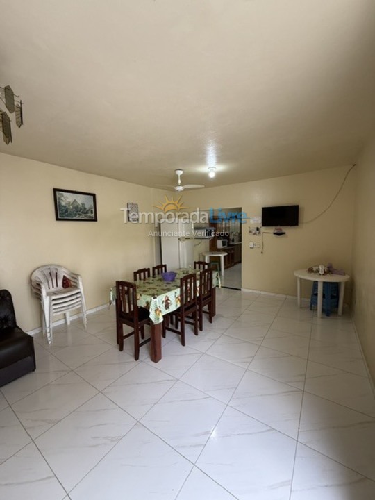 Casa para alquiler de vacaciones em São Francisco do Sul (Enseada)