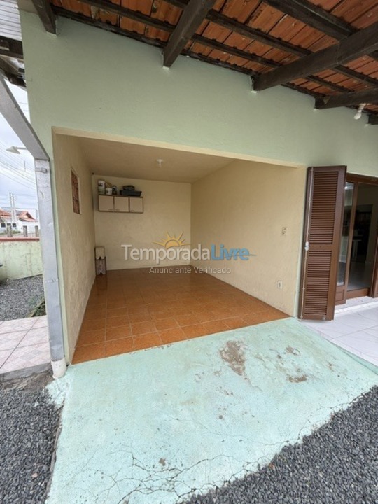Casa para alquiler de vacaciones em São Francisco do Sul (Enseada)