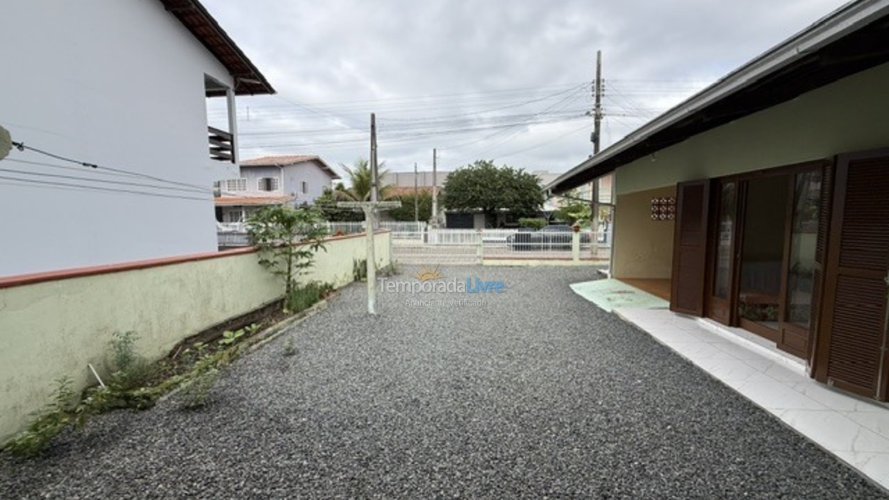 Casa para alquiler de vacaciones em São Francisco do Sul (Enseada)