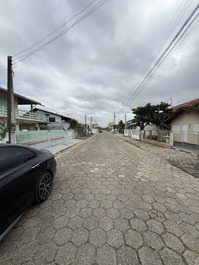 Magnífica casa, 1 suite con aire acondicionado, wifi, barbacoa, garaje cubierto.