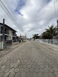 Magnífica casa, 1 suite con aire acondicionado, wifi, barbacoa, garaje cubierto.