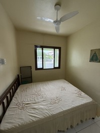 Magnífica casa, 1 suite con aire acondicionado, wifi, barbacoa, garaje cubierto.