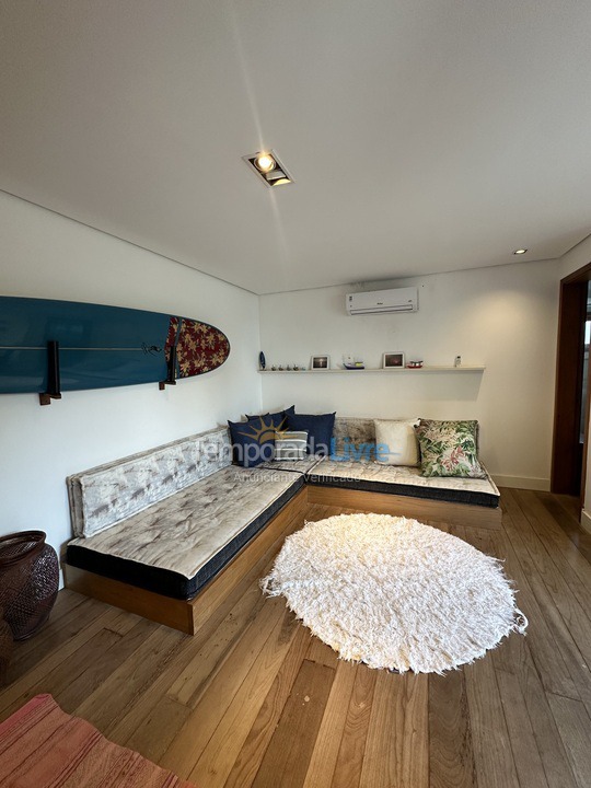 Casa para aluguel de temporada em São Sebastião (Barra do Sahy)