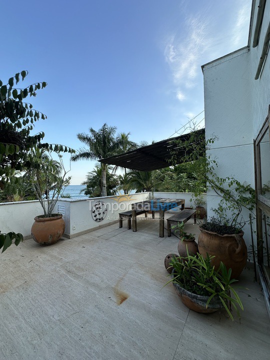 Casa para aluguel de temporada em São Sebastião (Barra do Sahy)
