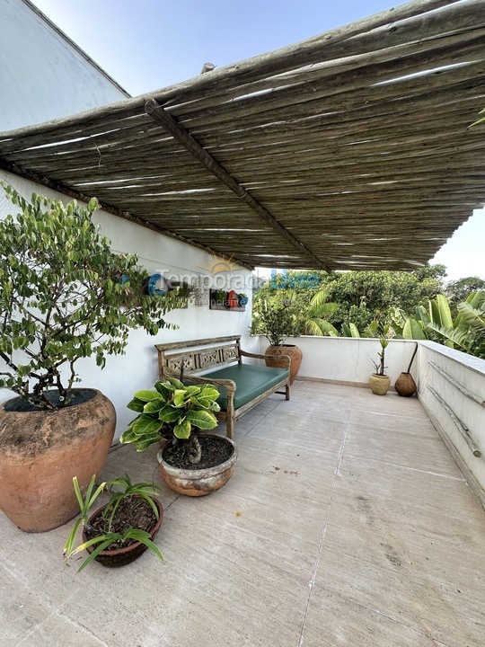 Casa para aluguel de temporada em São Sebastião (Barra do Sahy)