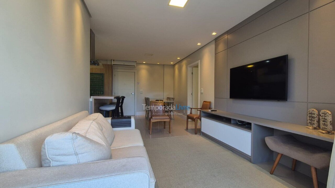 Apartamento para aluguel de temporada em Florianópolis (Jurere Tradicional)