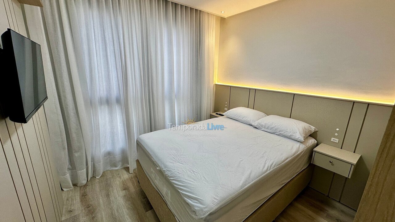 Apartment for vacation rental in Bombinhas (Praia de Bombas)