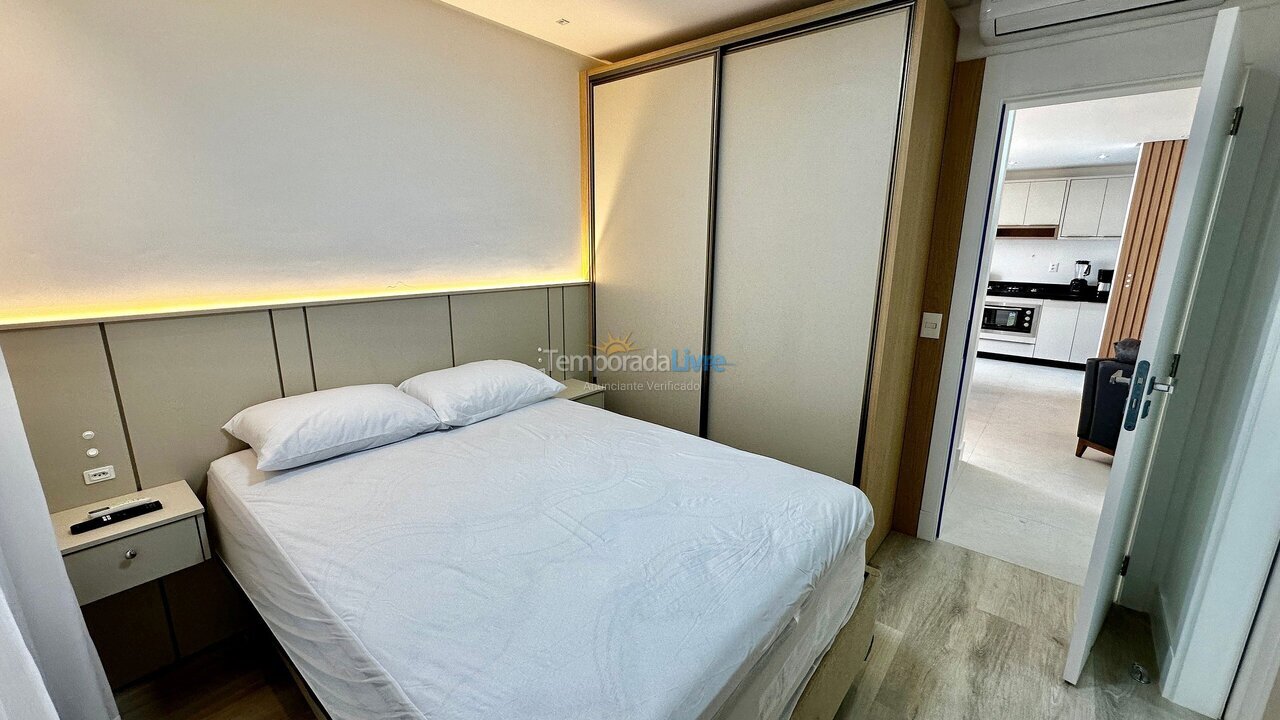 Apartment for vacation rental in Bombinhas (Praia de Bombas)