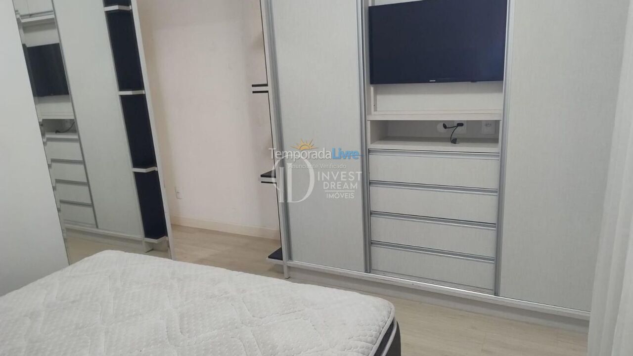 Apartment for vacation rental in Itapema (Meia Praia)